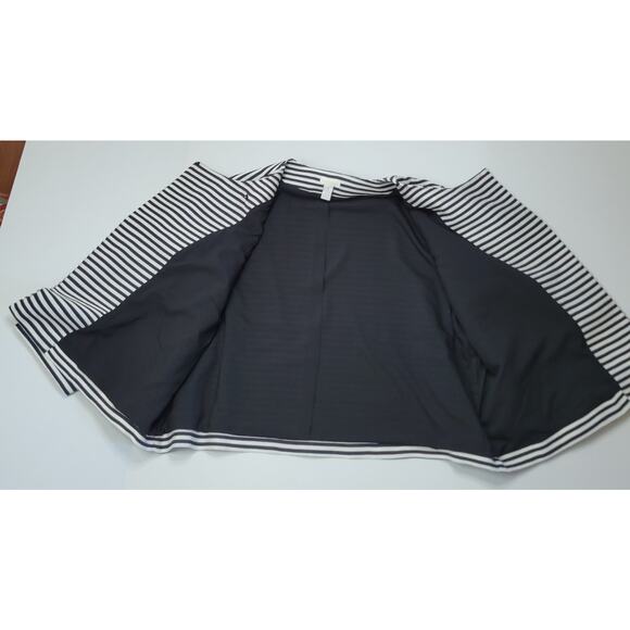 CHICO'S Black and White Striped Cropped Blazer Jacket 3/4 Sleeves Snap Sz 3 (XL) - Picture 4 of 7